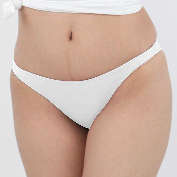 �Q�������X�g���b�`�n�o�b�N�V���[�c�@�z���C�g