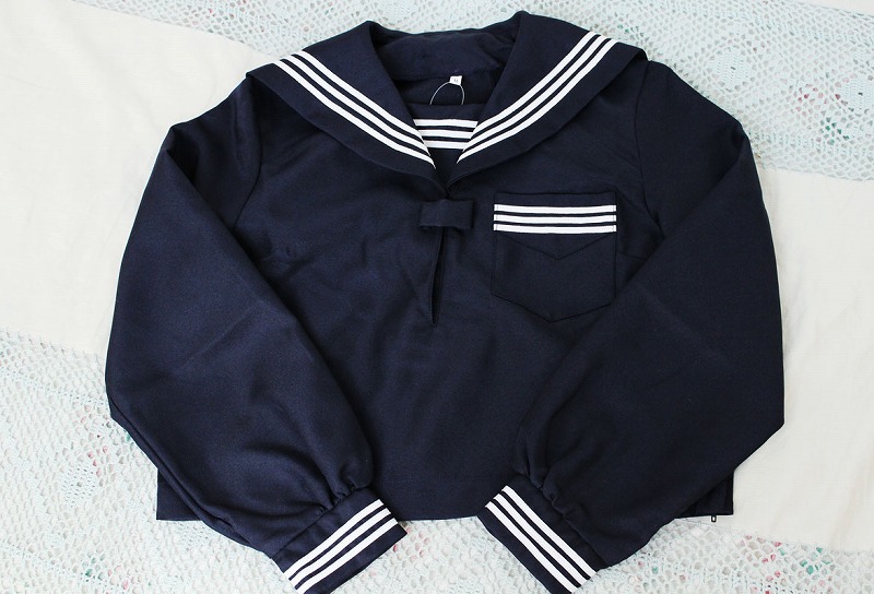 �����Z�[���[�u���E�X�P�i�@�l